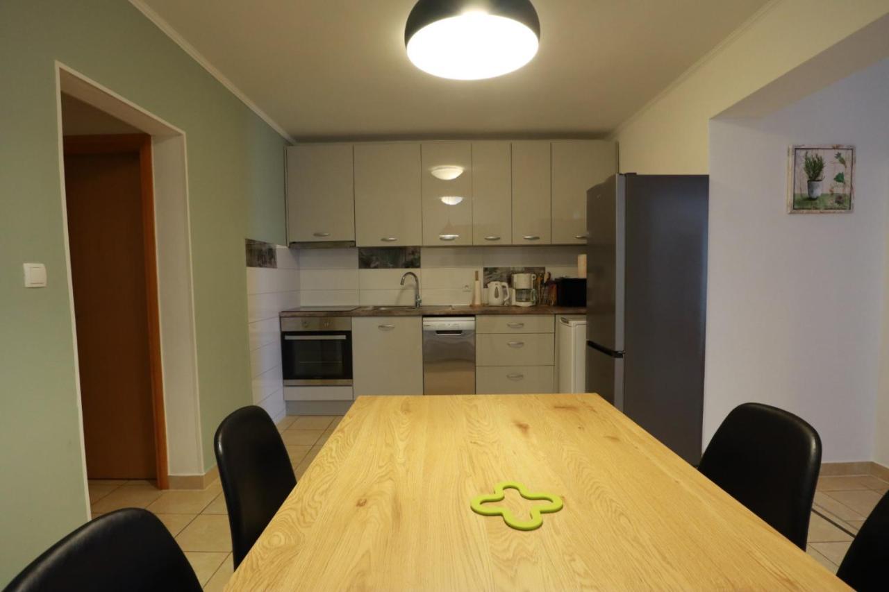 Accommodation Salvia Свети Юрай Екстериор снимка